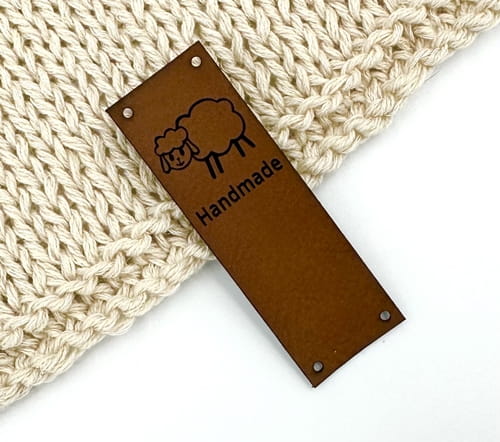 długa składana metka z ekoskóry - handmade z owcą