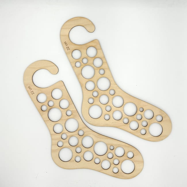 Drewniane blokery do skarpet z wieszakiem Dziergaweczki sklep