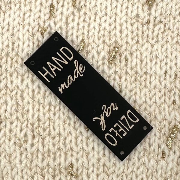 metka z ekoskóry handmade/dzieło rąk - czarna ze złotym grawerem